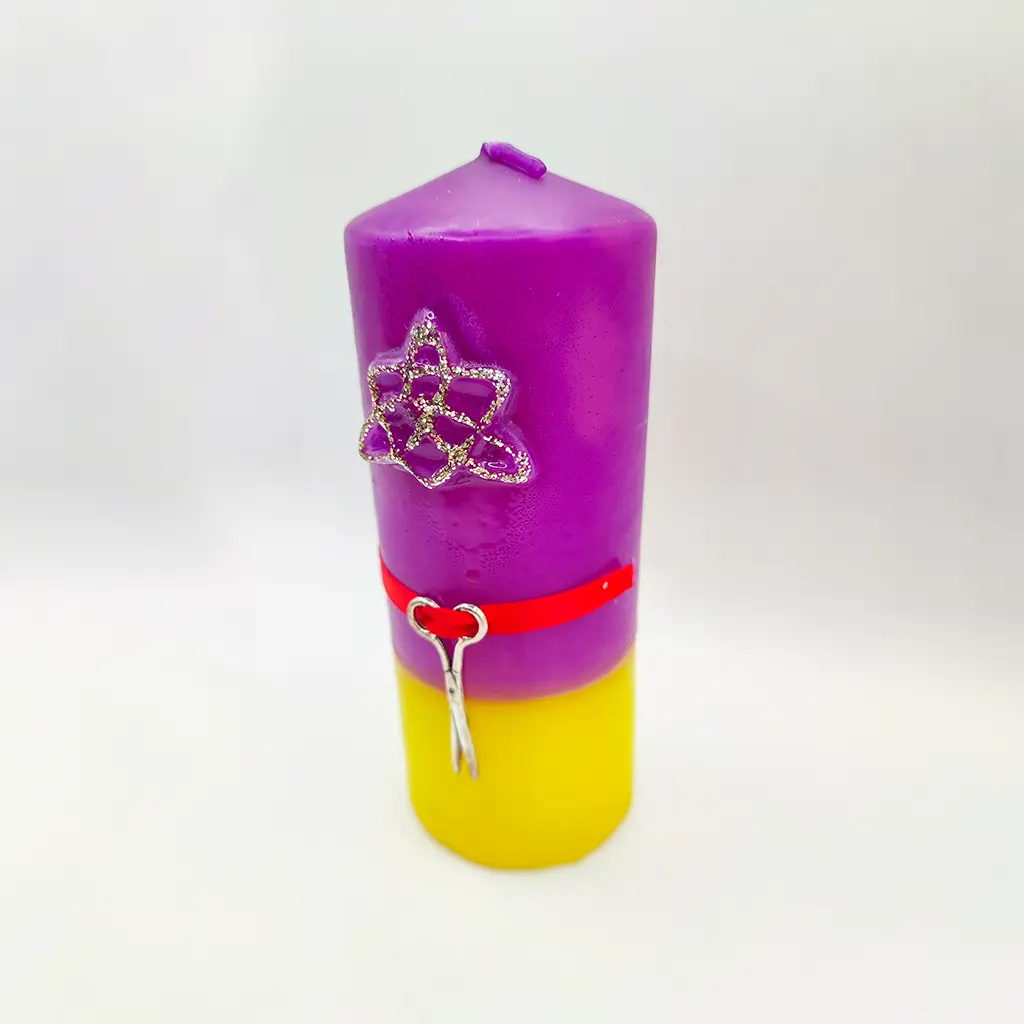 velon contra envidia con tijera y cinturon rojo