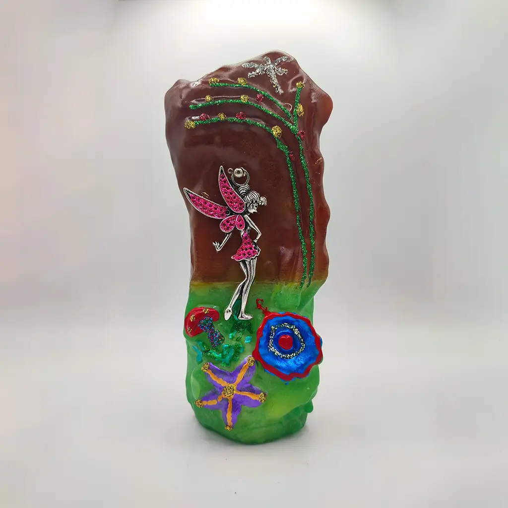 Velón ritual portal de las hadas con figura de hada y decoración mágica