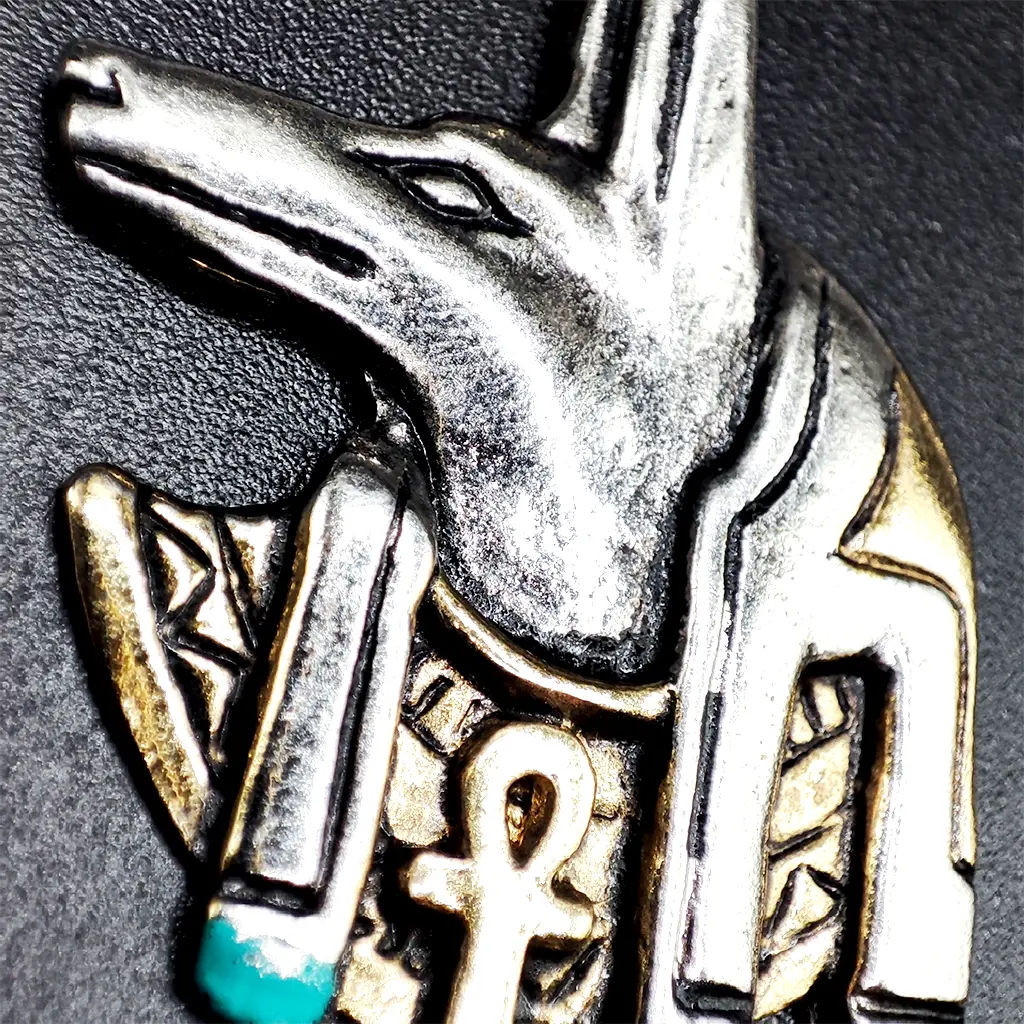 colgante anubis amuleto egipto proteccion