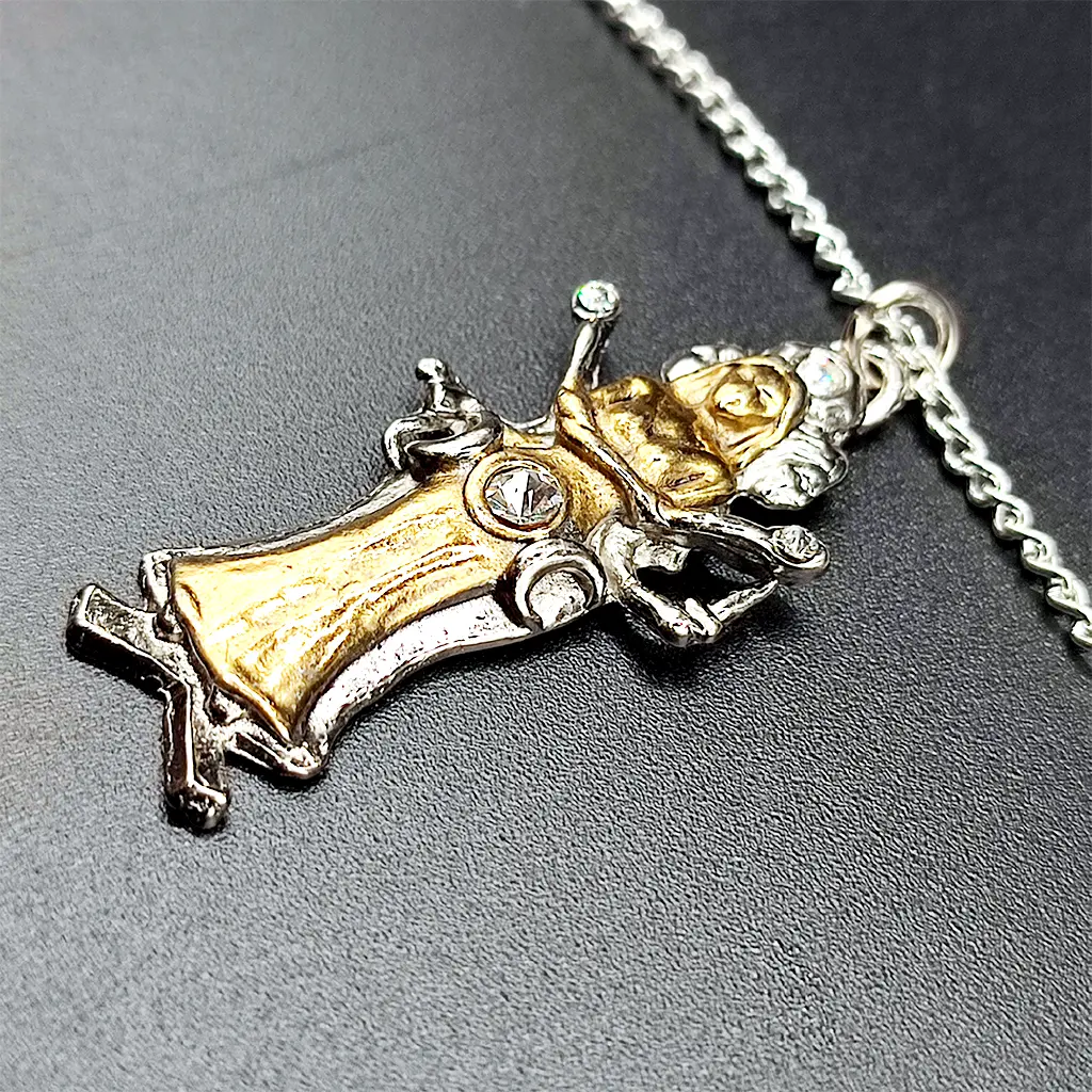 colgante hecate triple amuleto proteccion caminos magia