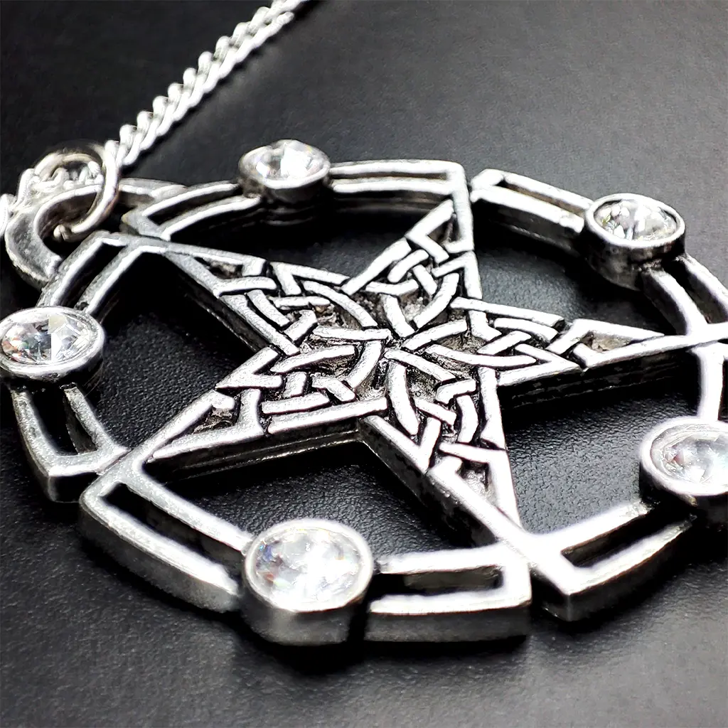 colgante pentagrama celta con nudos y gemas proteccion espiritual