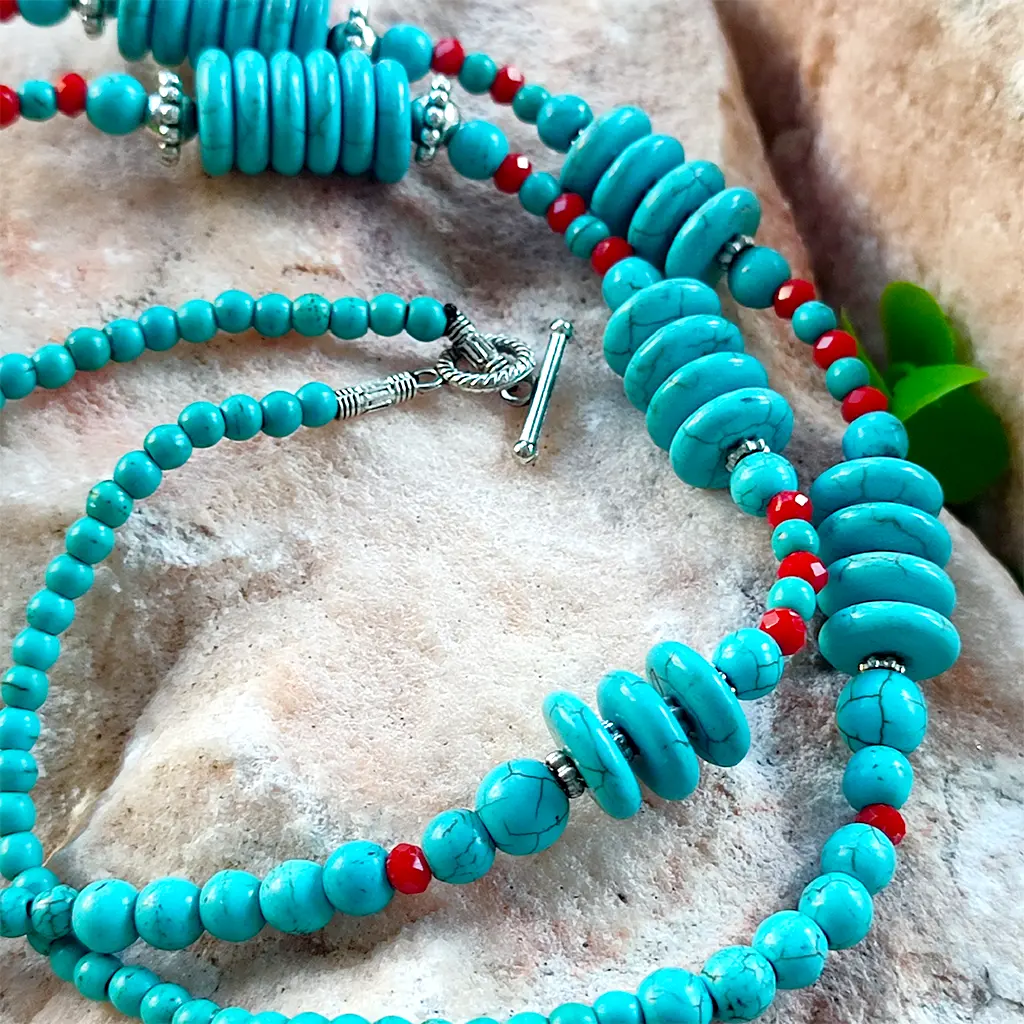 Collar artesanal indio con cuentas turquesa y pieza central estilo tibetano