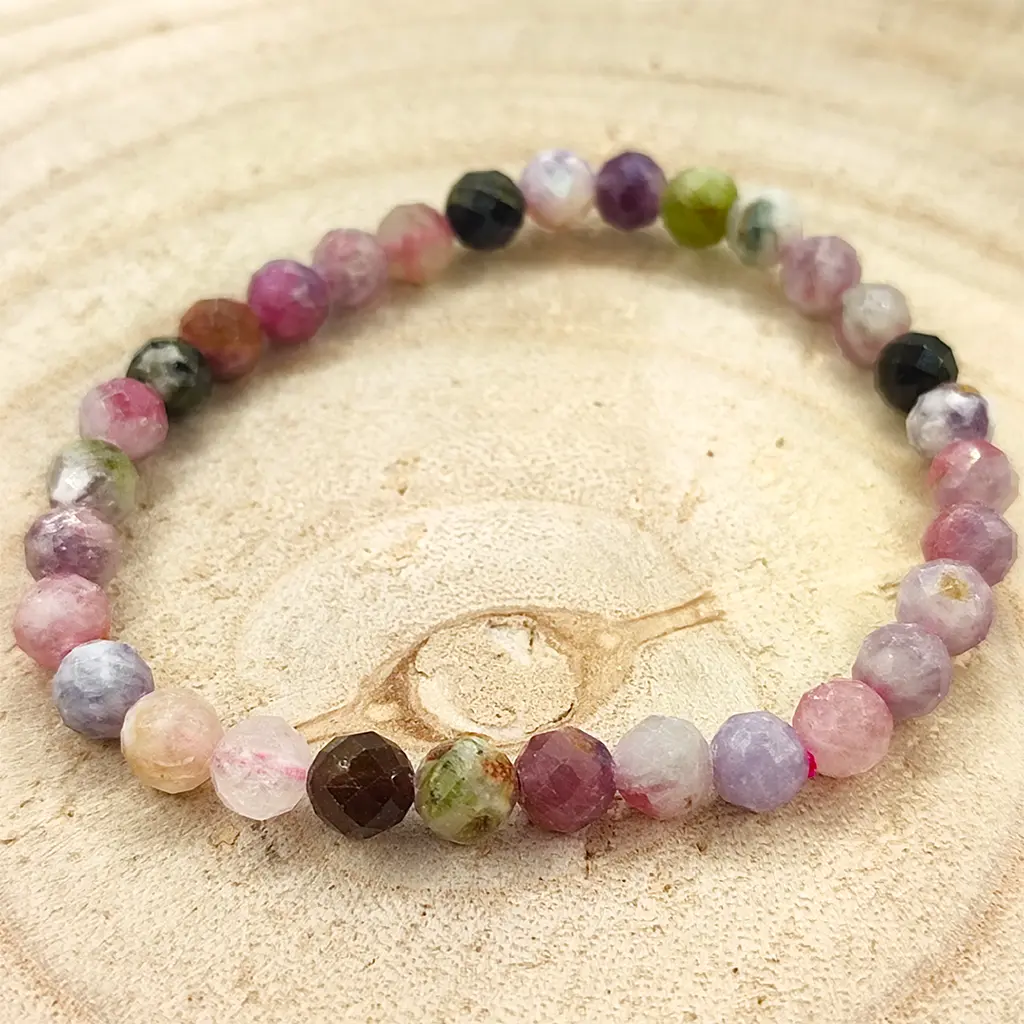 Pulsera facetada de Turmalina Sandía natural de 6 mm con tonos rosas, verdes y blancos.
