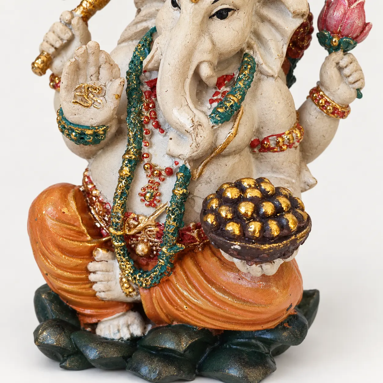 Figura de Ganesha Abre Caminos y Prosperidad Figura de Ganesha de colores para abrir caminos y atraer prosperidad